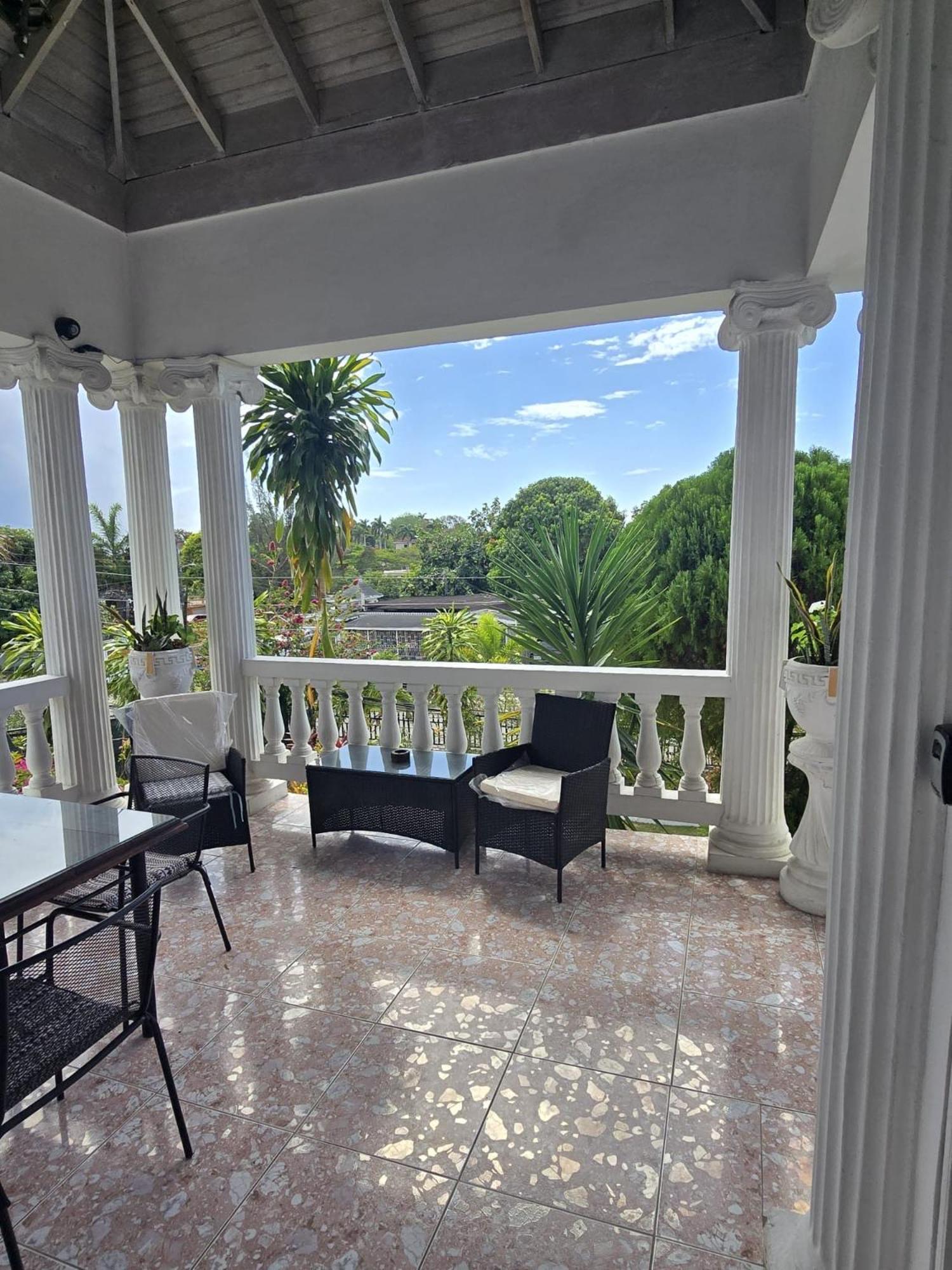 Paradise Palms Jamaica Vacation Rental Montego Bay Exteriör bild