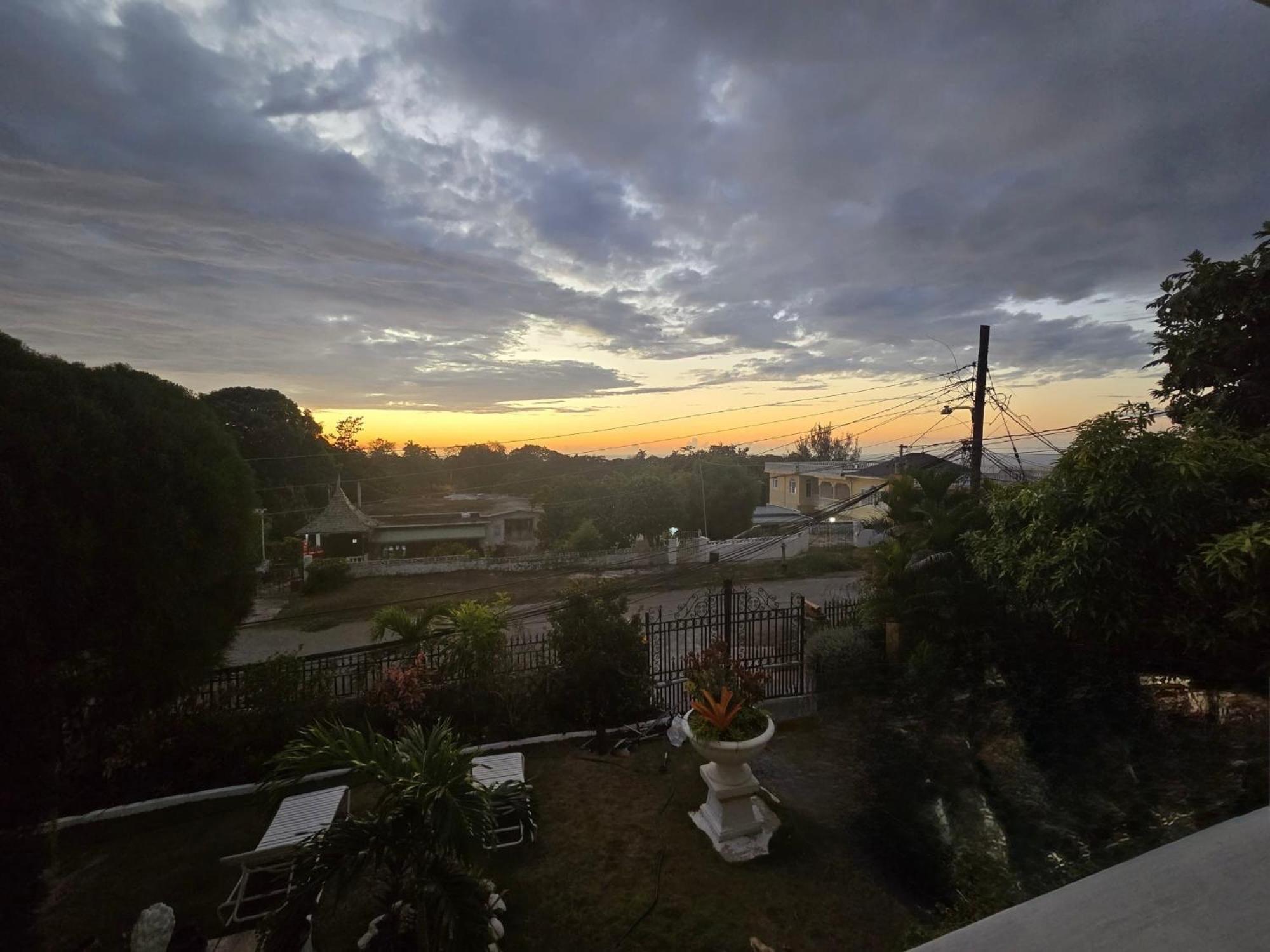 Paradise Palms Jamaica Vacation Rental Montego Bay Exteriör bild