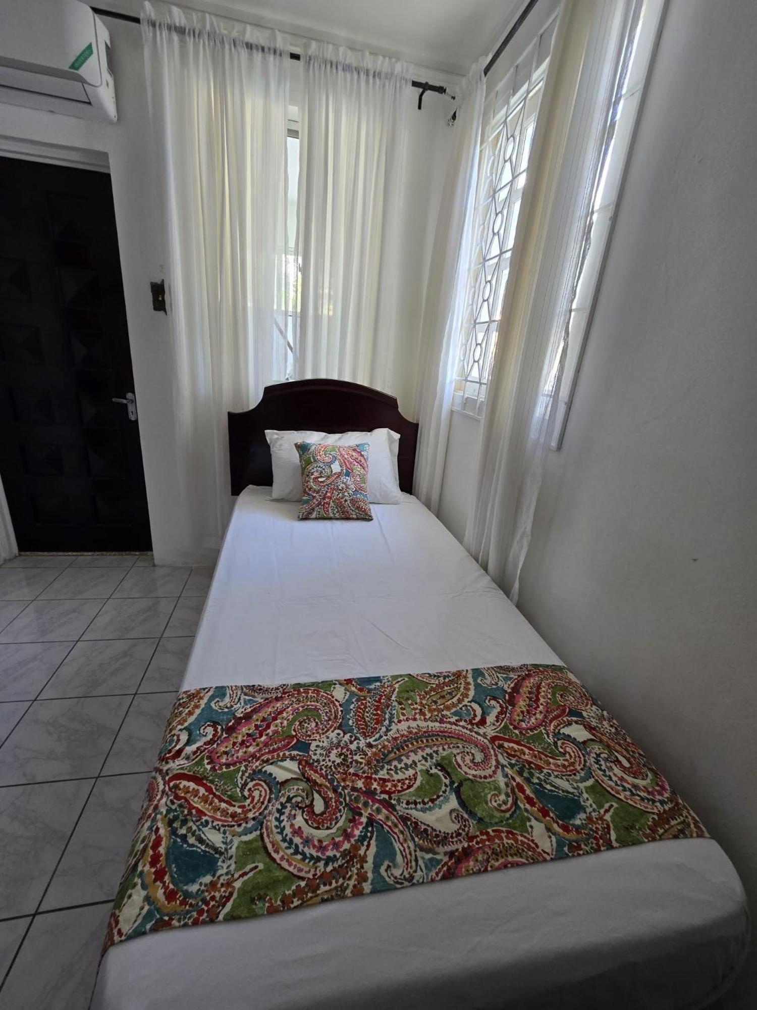 Paradise Palms Jamaica Vacation Rental Montego Bay Exteriör bild